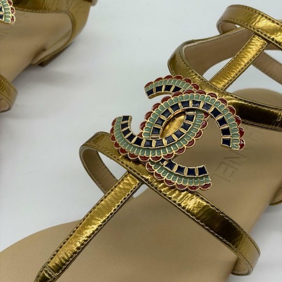 CHANEL 19A Leather CC Logo Thong T Strap Flat Gladiator Sandals Shoes - Picture 10 of 13